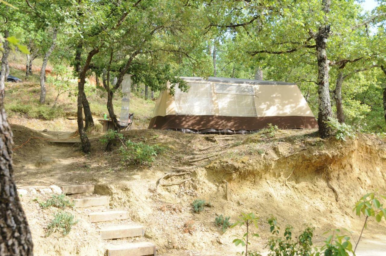 Camping Le Colorado 3*