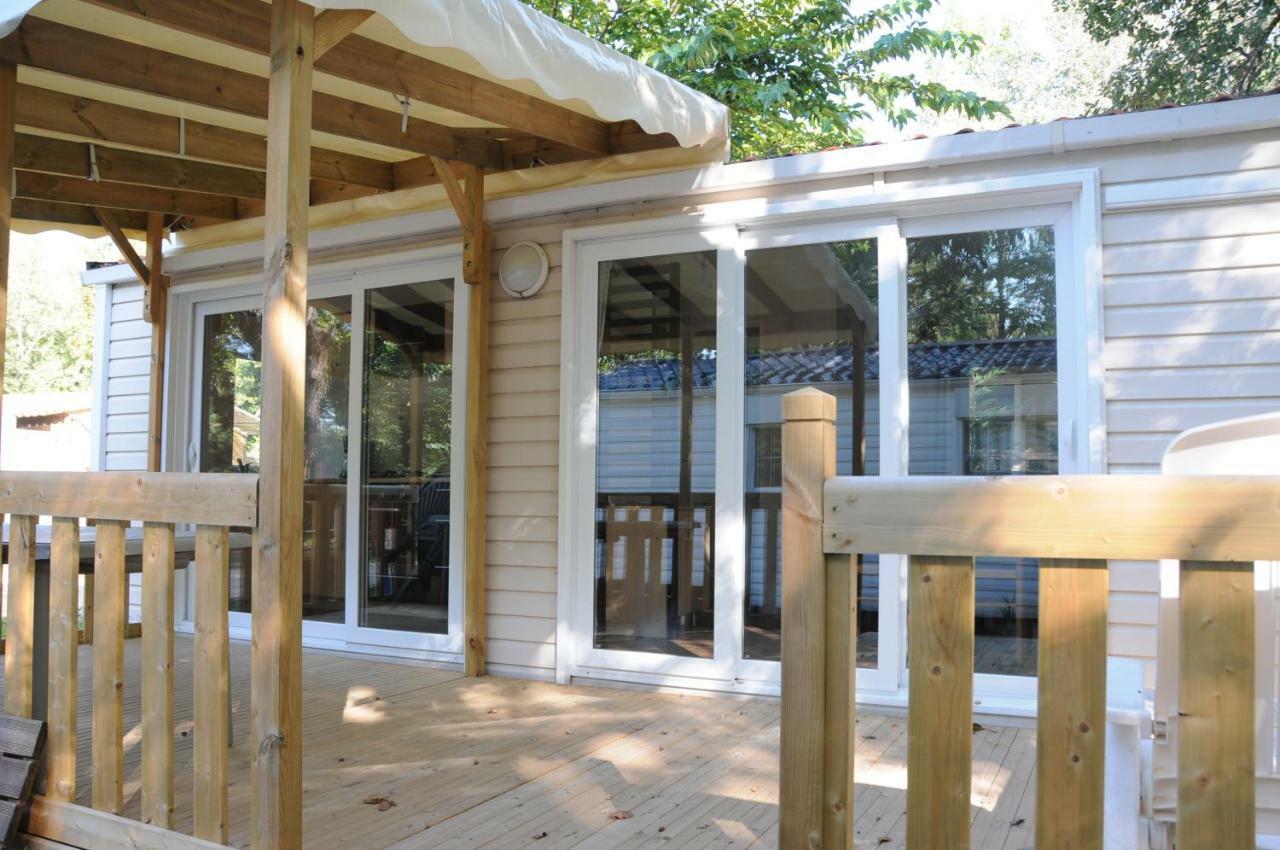 Camping Le Colorado 3*